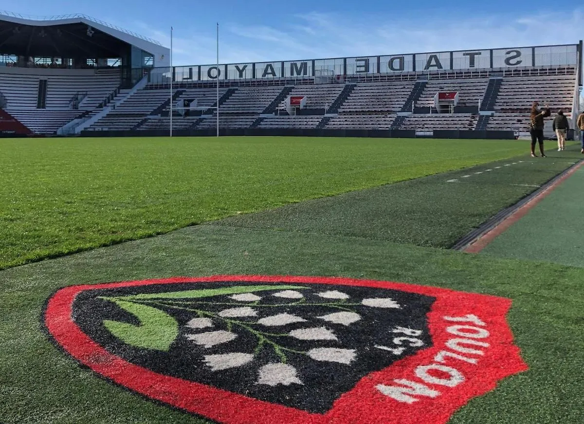Charmant T2 Climatise Proche Du Centre Et Des Commerces - Gare A 15 Minutes Toulon 0*,  France