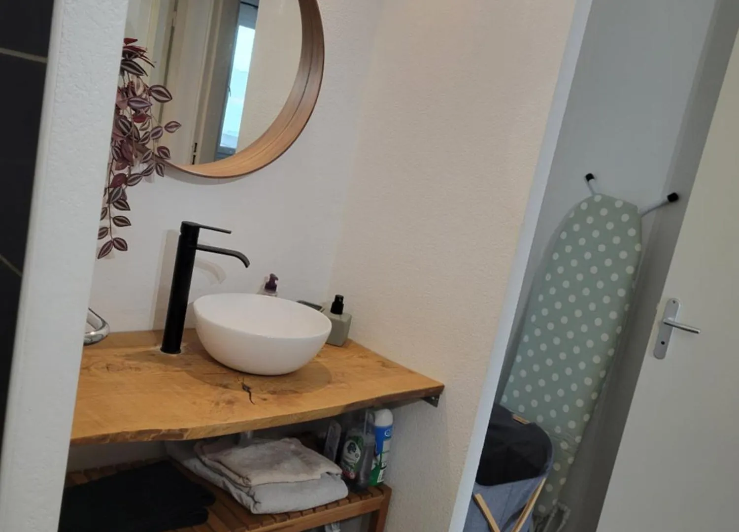 Charmant T2 Climatise Proche Du Centre Et Des Commerces - Gare A 15 Minutes Toulon Apartment
